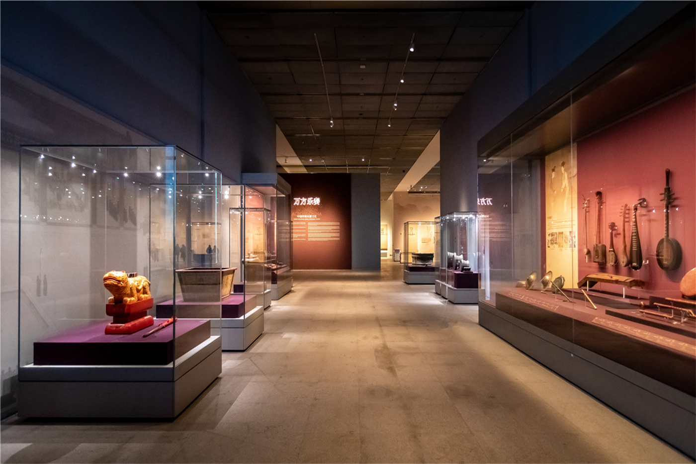 中華瑰寶——中國非物質文化遺産和工藝美術展